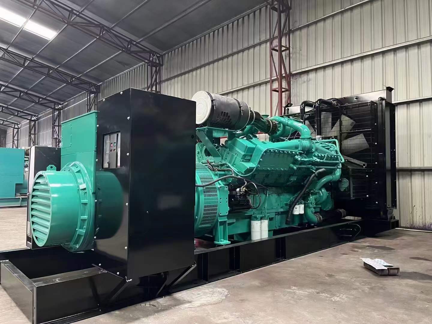 云霄如何降低 800kW 柴油发电机输出电流的波动?