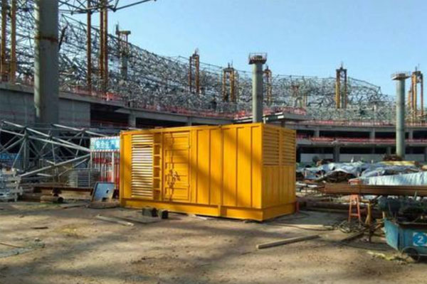 云霄发电机出租如何判断空气滤清器是否需要更换？